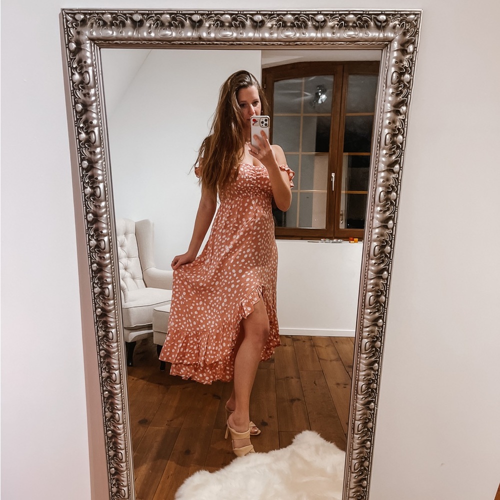 Tiare Hawaii Brooklyn Maxi Dress pink with polka dots